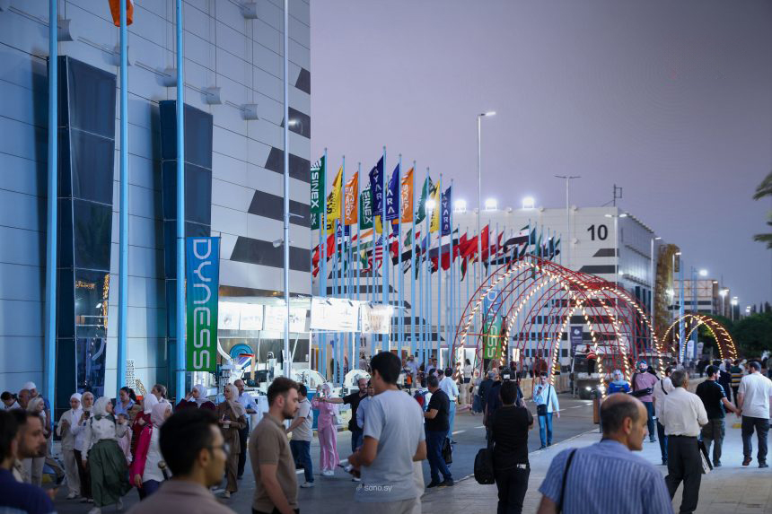 معارض
